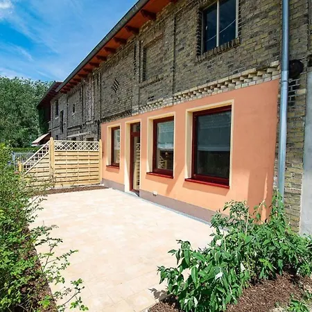 Mit Terrasse Und Garten In Wandlitz