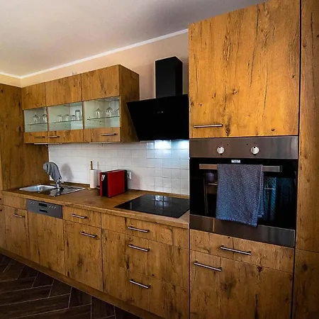 펜션 Mit Terrasse Und Garten In 반들리츠