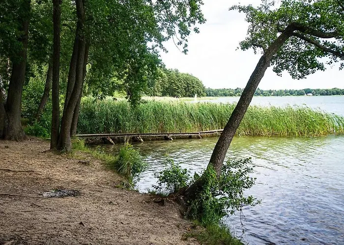 بيت للعطل Mit Terrasse Und Garten In فاندليتس