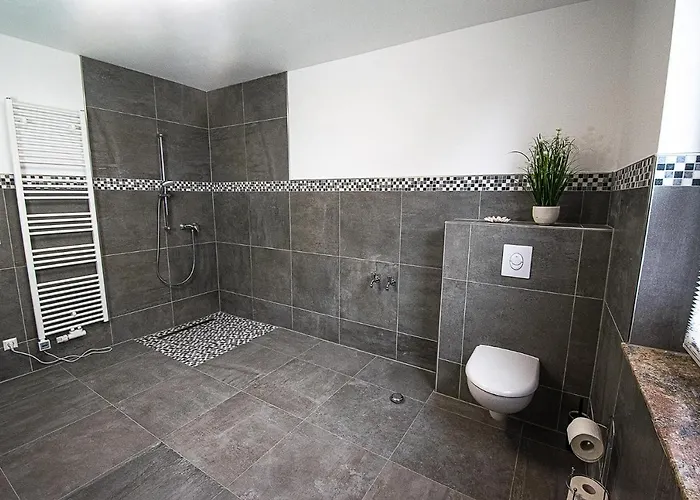 Mit Terrasse Und Garten In بيت للعطل فاندليتس